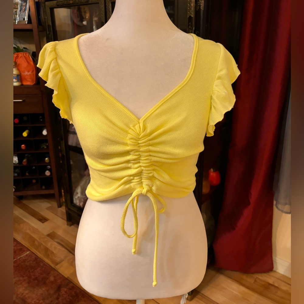 21 Saints Ruffled & Ruched Tie Crop Top